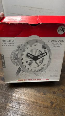 Kikkerland Gear Clock