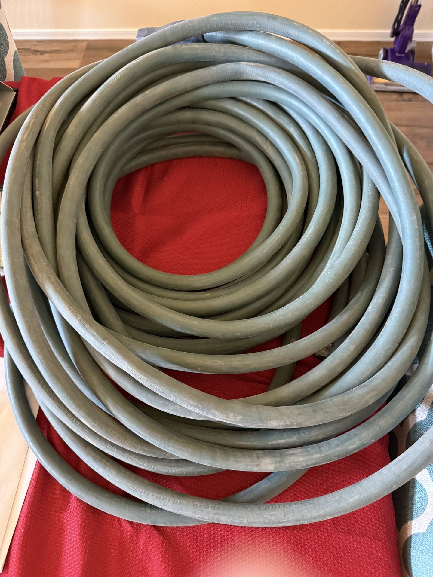 Garden Hose (100 Feet) Good Condition
