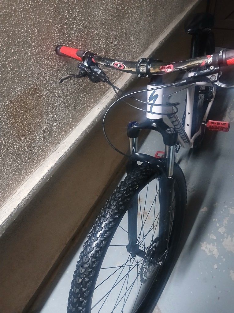 SPECIALIZED 2021 Hardtail. 29" For $340