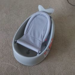 Skip Hop 3-Stage Baby Bath Tub – Great Condition