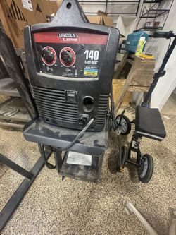 Lincoln Electric 140 MIG Welder 