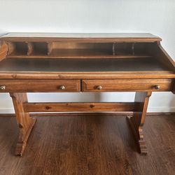 Vintage Solid Wood Roll Top-Style Writing Desk – Unique & Timeless TACOMA
