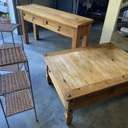 Coffee Table And Table And 2 Stands $75 