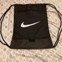 Nike gym sack (18L)
