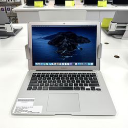 13" MacBook Air * 2Ghz Intel Core i7 * 256GB SSD * 8GB RAM * Excellent Condition 