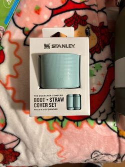 Stanley boot and straw cover