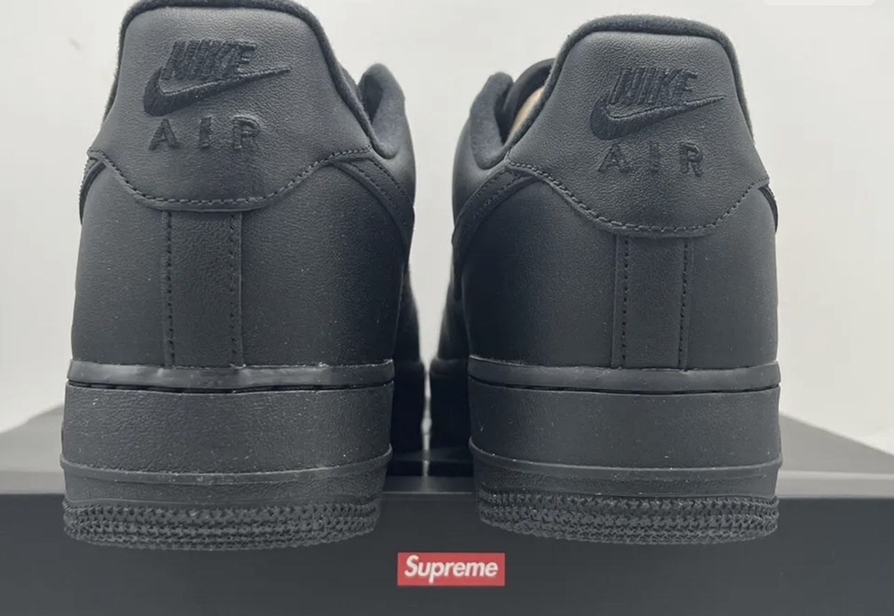 Supreme Air Force 1 black size 10 - Fashion Sneakers - New York