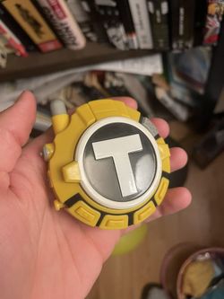 Teen Titans Battle Communicator