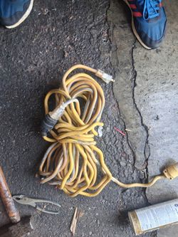 100ft heavy duty extension cord