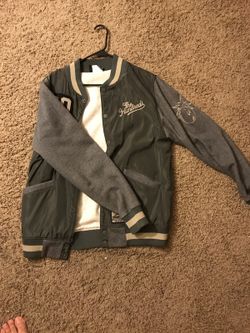 The Hundreds L