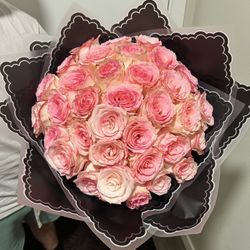 Fresh Roses, Handheld Bouquet