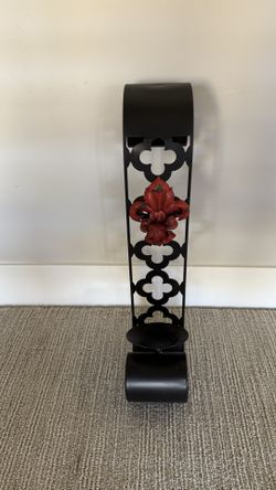 Metal Wall Sconce