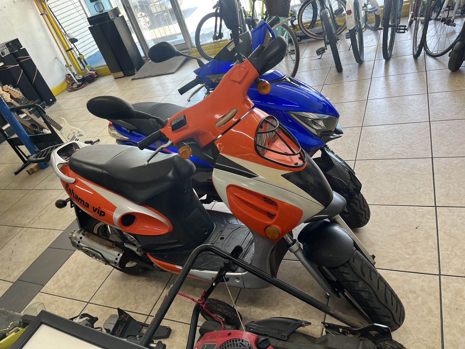 2024 Scooter 50cc And 150cc Working Perfect Selling Cheap $750 And Up Come See