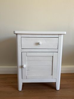 White Wood Nightstand with Drawer and Cabinet