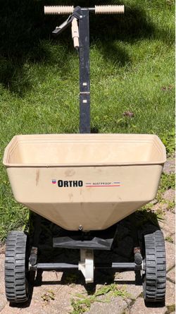 Ortho Broadcast Spreader fertilizer, grass seed lawn spreader rustproof