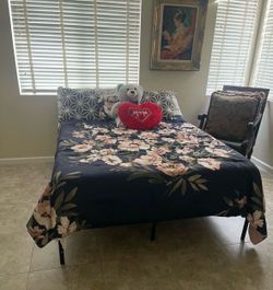 Queen size bed 3months old hardly used just sitting in the room