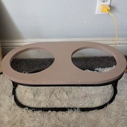 Elevated Pet Feeder 