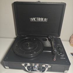 Victrola Suitcase Record Player with 3-speed Turntable Tested 
