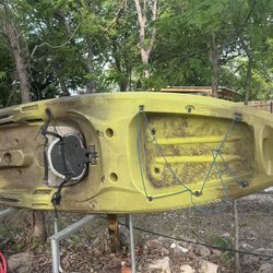 Kayak perception 12 ft long