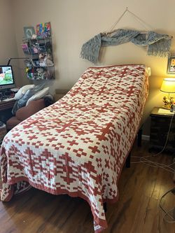Twin XL Serta iComfort mattress & Beautyrest Adjustable Frame