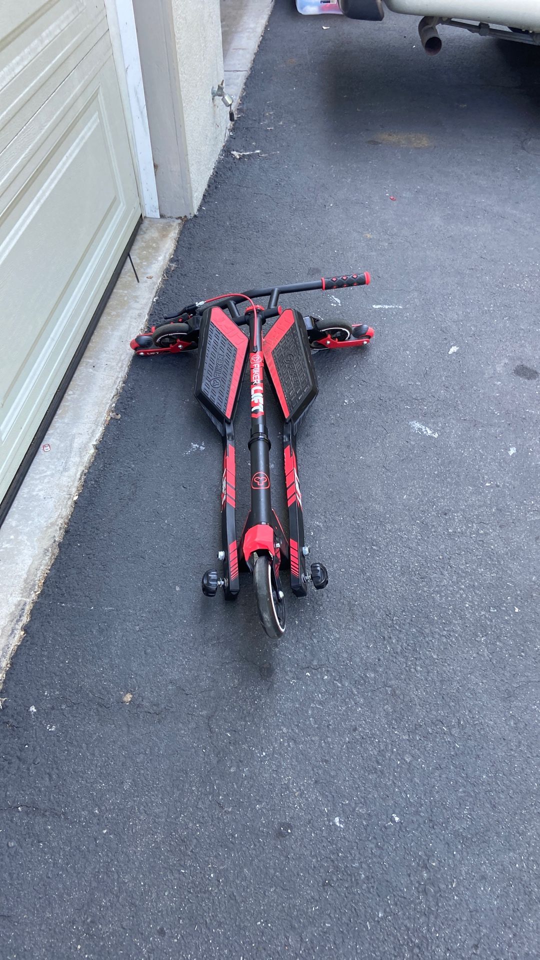 Color red good condition