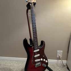 Fender Squier Stratocaster STANDARD Series-Red Burst