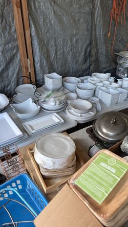 Large amount of restaurant or catering supplies **LOCAL PICKUP ONLY**
