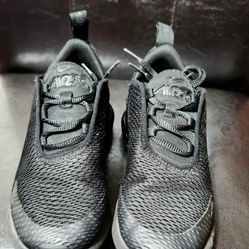 Nike Air Max 270 - Kids size 1