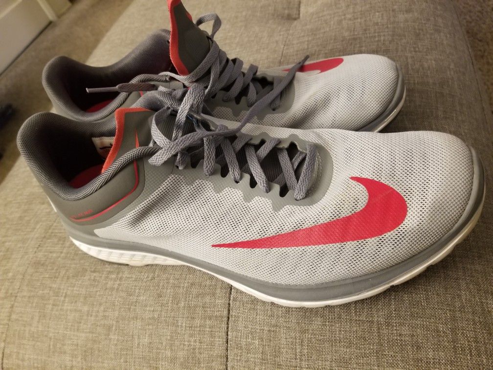 Nike FS Lite Run size 11.5 for Men $25 Firm