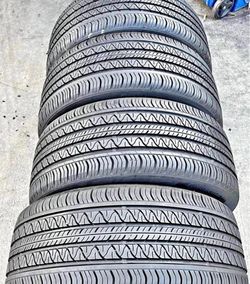 285/40/19 Continental tires con 80% de vida las 4