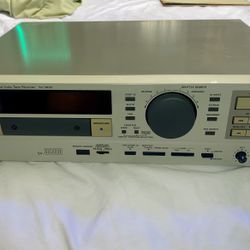 Panasonic SV-3800 Professional DAT Deck