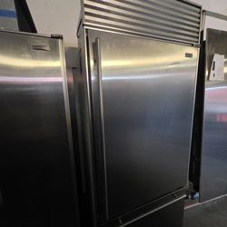 36" SUB ZERO BUILT IN BOTTOM FREEZER STAINLESS STEEL