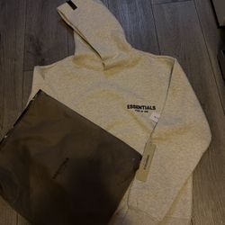 Ess Hoodie 