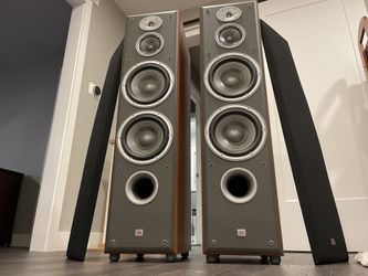 JBL NORTHRIDGE SERIES E90 TOWER SPEAKERS Very nice.