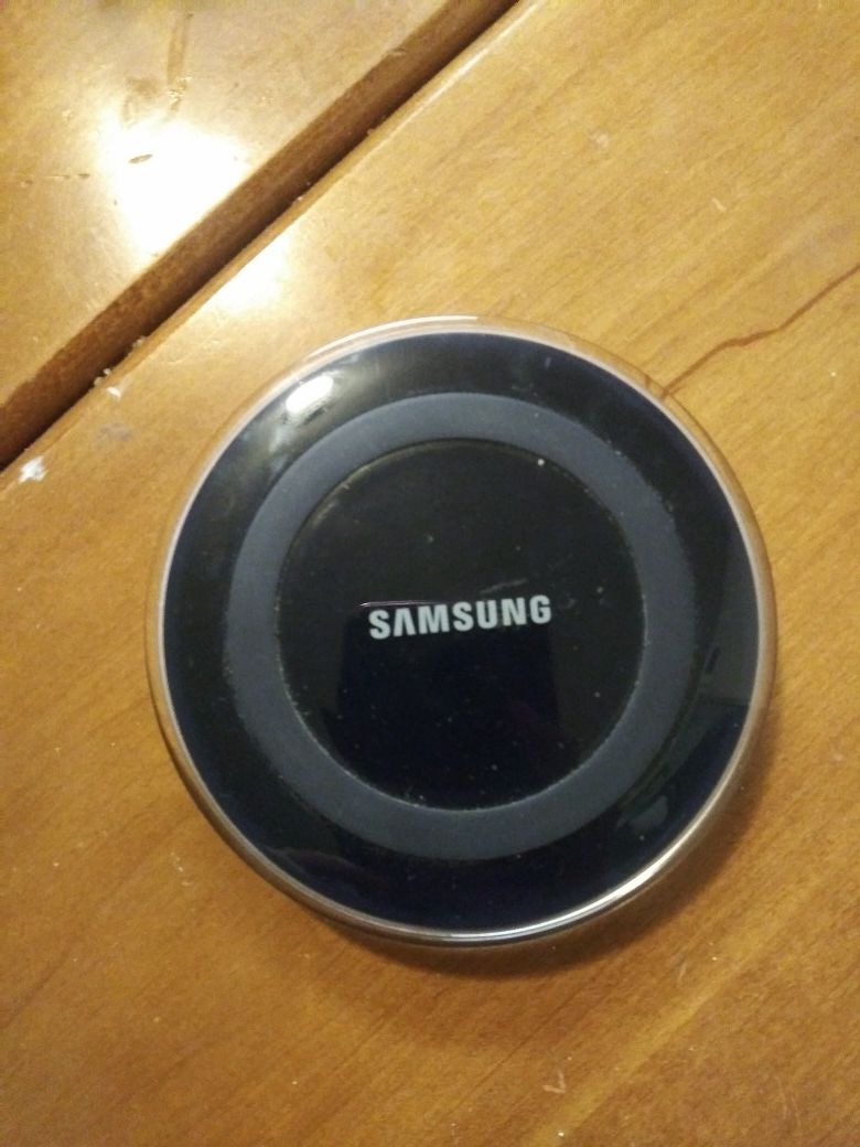 Samsung wireless charging base