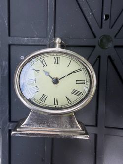 Vintage Desk Clock