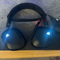Corsair HS80 Headphones