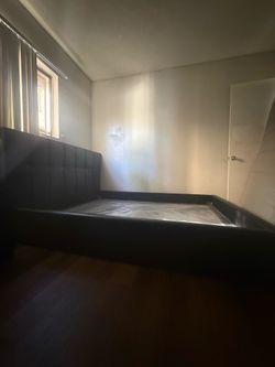 Queen bed