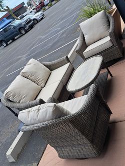 4-piece Wicker Patio Conversation Set
