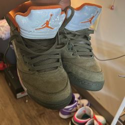 Ovile Green And Orange Jordan’s 5 