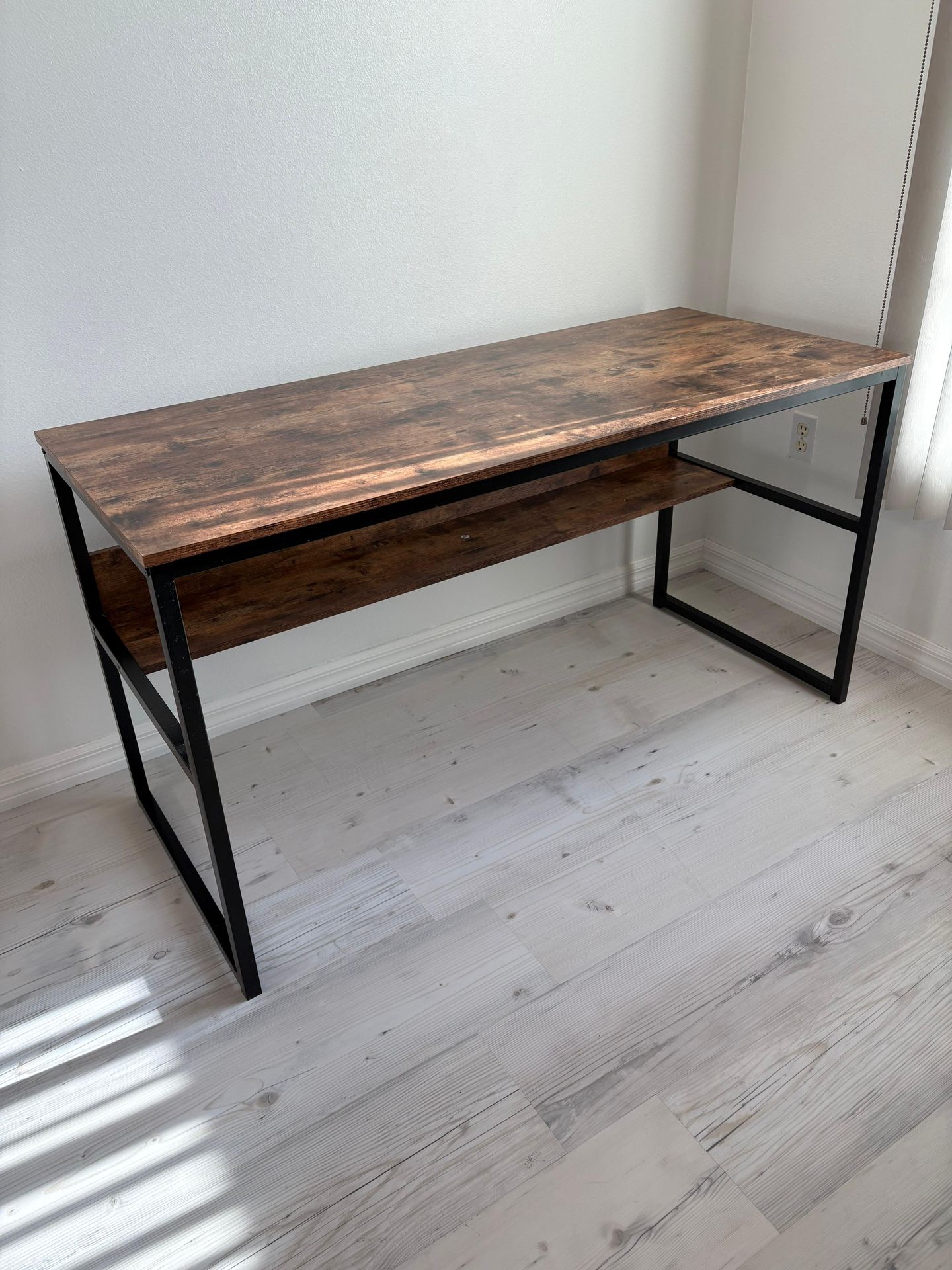 Computer Desk