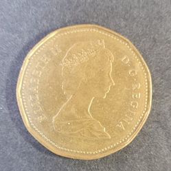 1987 Canadian 🇨🇦 One Dollar Coin