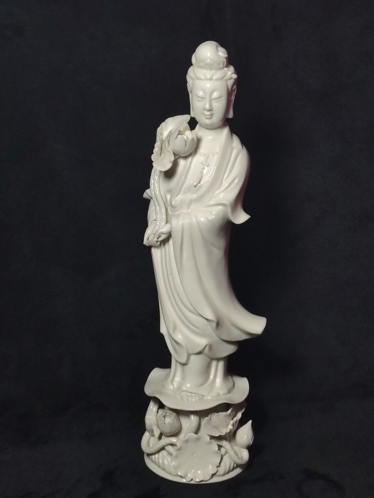 Gorgeous vintage Blanc de Chine 12 ⅜" statue of the Immortal 何仙姑 He Xiangu holding lotus flower