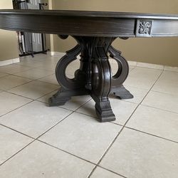 Round Dining Table
