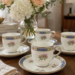Vintage Wedgwood Demitasse Teacups & Saucers – Elegant Floral Set
