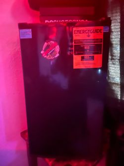Mini fridge