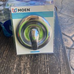 MOEN. Brand-New Never Open
