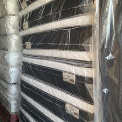🌟✨Mattress Pillow Top All Sizes ✨🌟 ☑️ 12” inches tall 🟦All sizes 🛏💤 🟩Same day delivery available🚛 🟠Queen sizes 🟡Full sizes 🟢Twin sizes 🔵