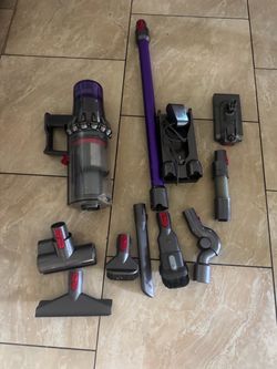 Dyson Cordless Stick Vacuum with Attachments v11