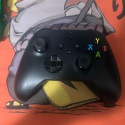 Xbox Series X Controller W/ Rechargeable Battery
